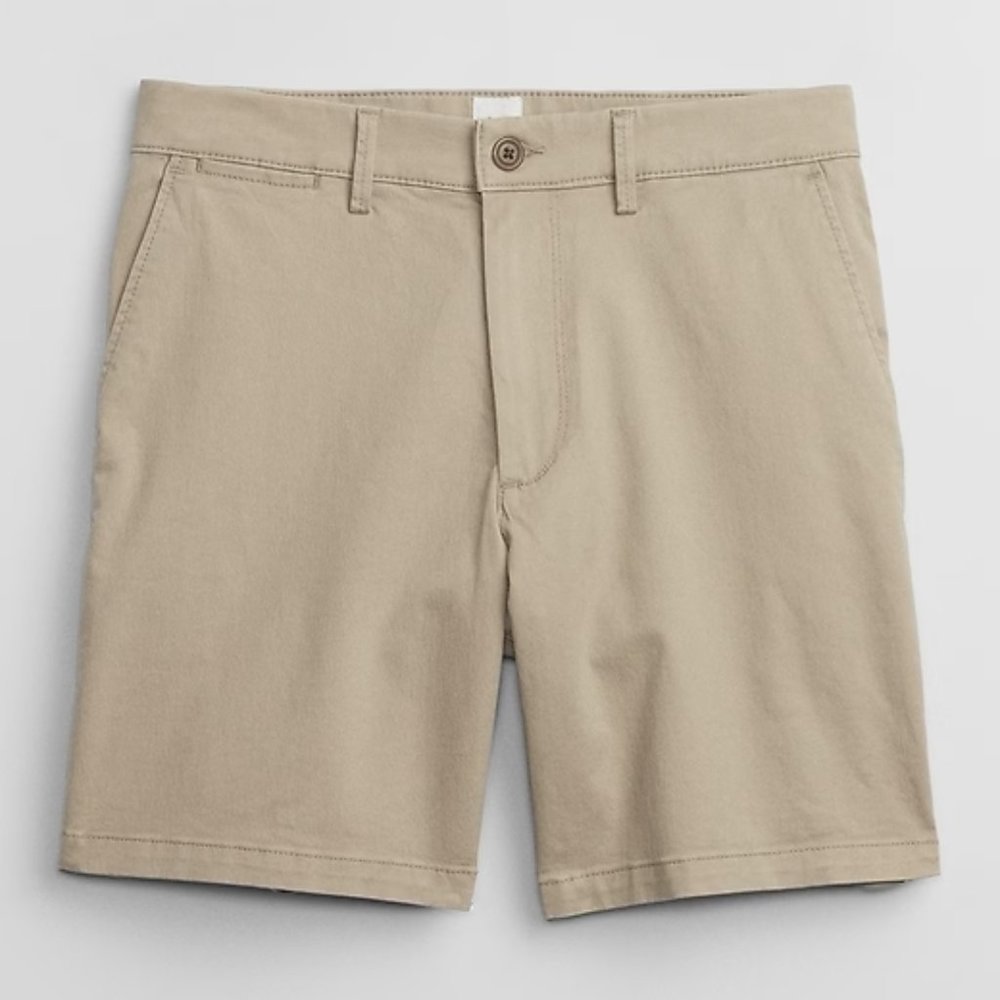 Gap Men's Khaki 7" Essential Khaki Shorts/ NWT / Size 40 W